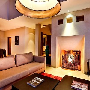Al Maaden VillaHotel y Spa